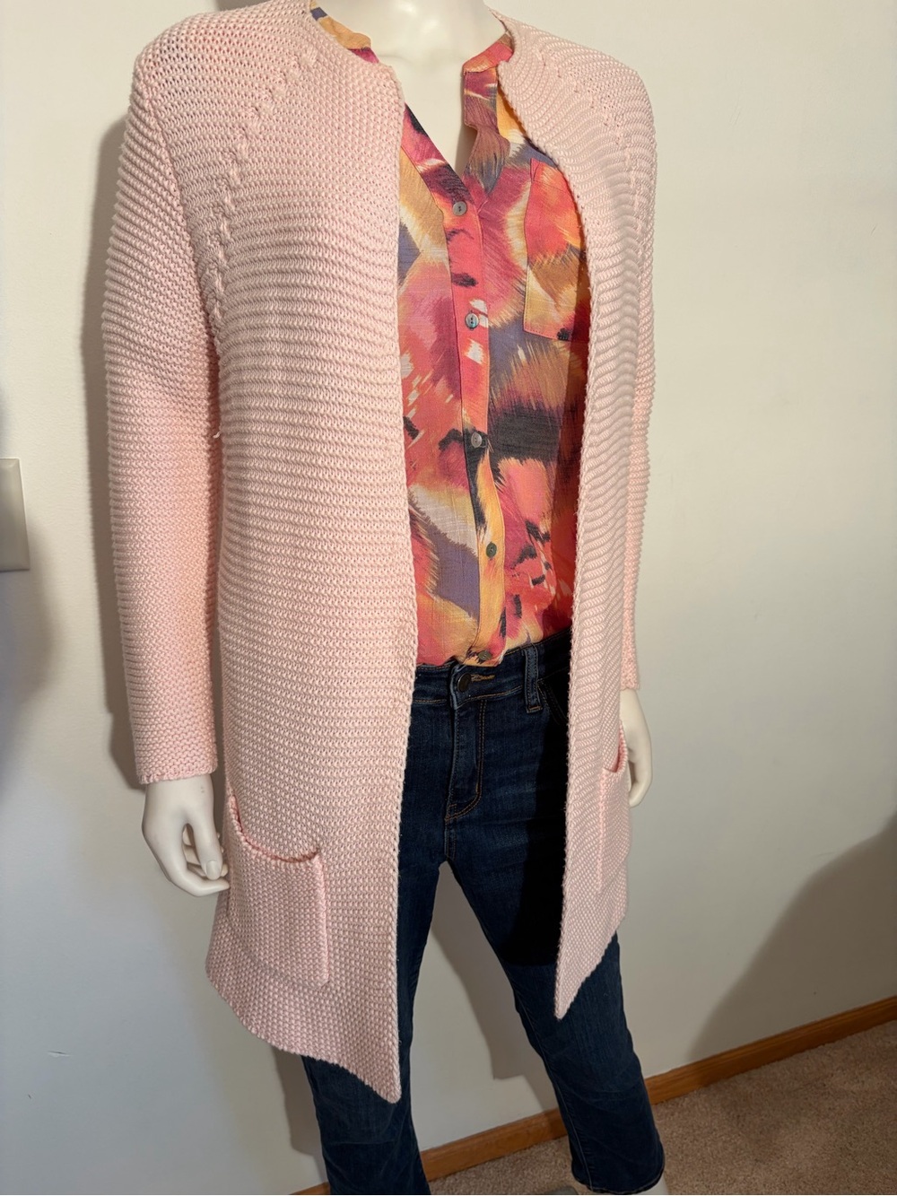 #998 MARBLE Pale Pink Open-Front Long Knit Cardigan from Ireland. Size Small